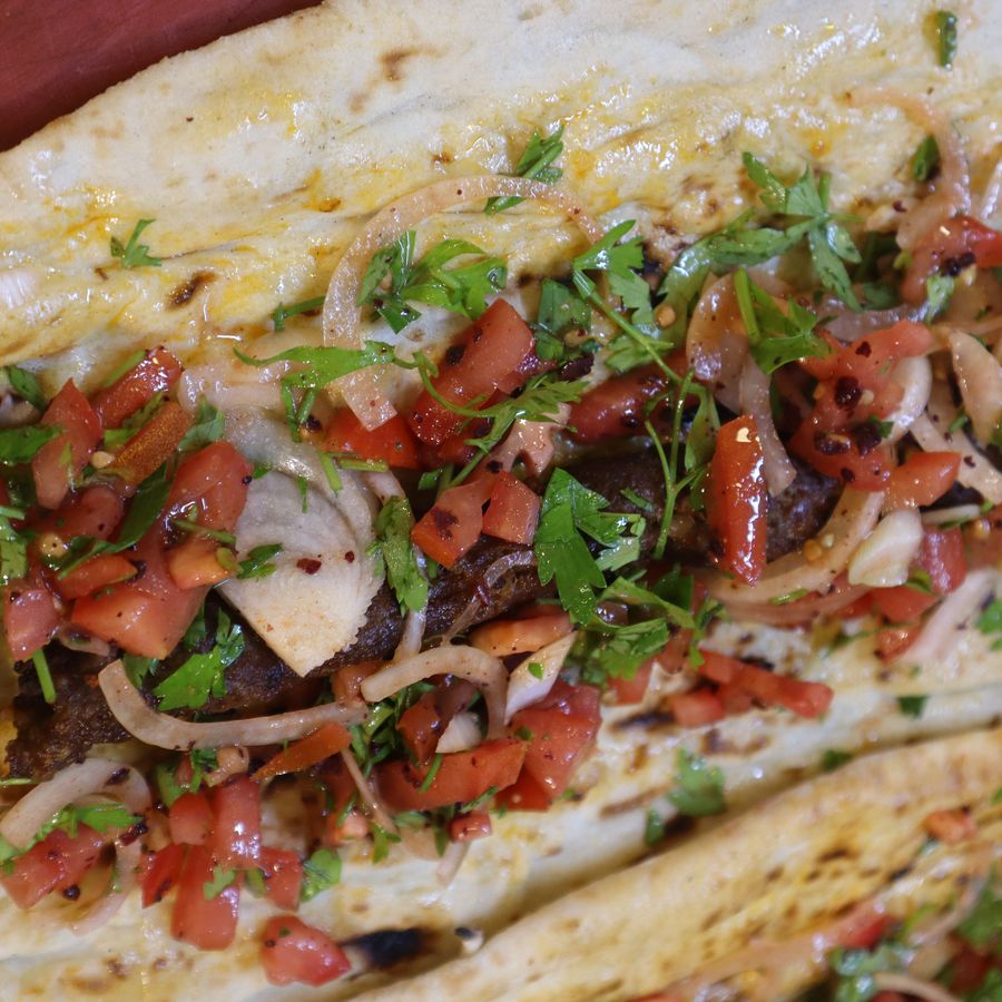 Odun fırınından lahmacun